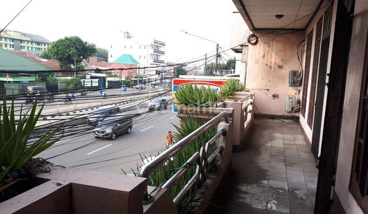 Ruko Gandeng di Senen Jakarta Pusat Strategis Dekat Mall Monas 1