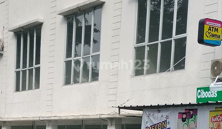 Nice Shophouse Tangerang 2