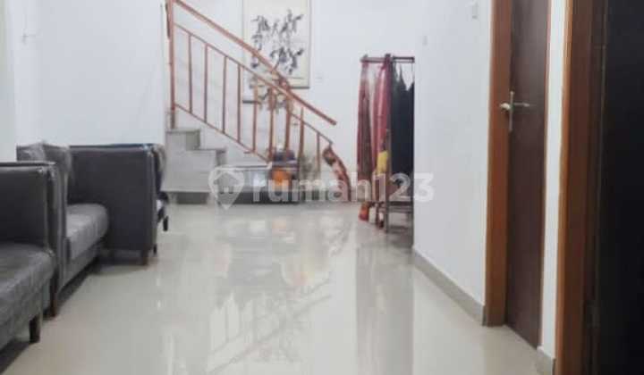 NICE, TIDY, READY-TO-LIVE HOUSE IN GADING SERPONG SECTOR ONE
