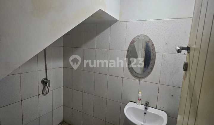 Ready-to-Occupy Rental House in Vienna Modernland Cluster, Tangerang 2