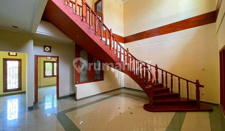 Rungkut Asri 2-Story Surabaya Near Juanda 2