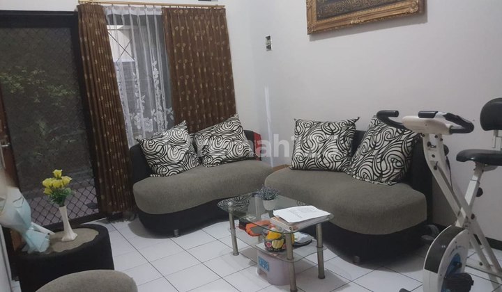 Rumah Babatan Pratama Second Wiyung Surabaya 2