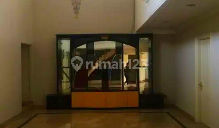 Dharmahusada Indah Barat 2 Lantai Surabaya Dekat Merr 2