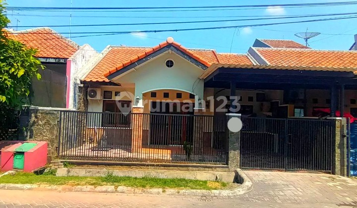 Babatan Pratama 1 Setengah Lantai Wiyung