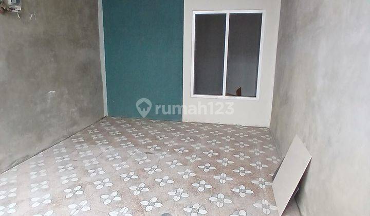 Rumah Baru Ready Siap Huni 2 Lantai Jakarta Timur  2