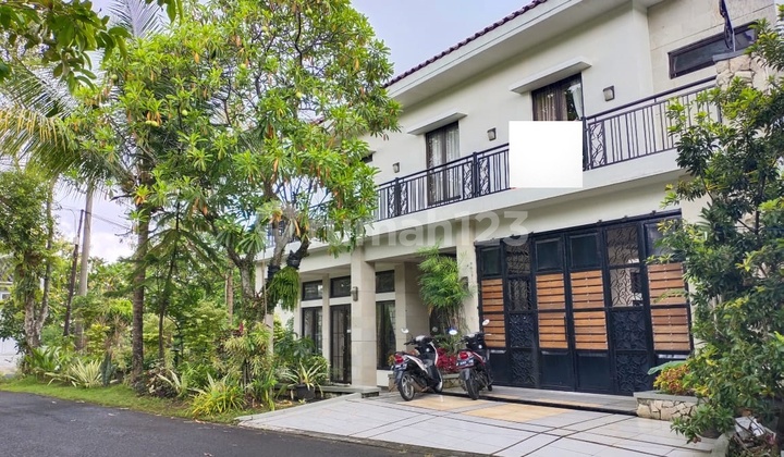 Rumah View Gunung dan Posisi Hook di Sentul City Bogor 2