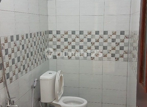 Rumah Srategis Dekat Gerbang Tol di Bogor Country 5