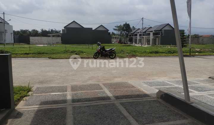 Rumah Menghadap Gunung Salak di Laladon Bogor 11