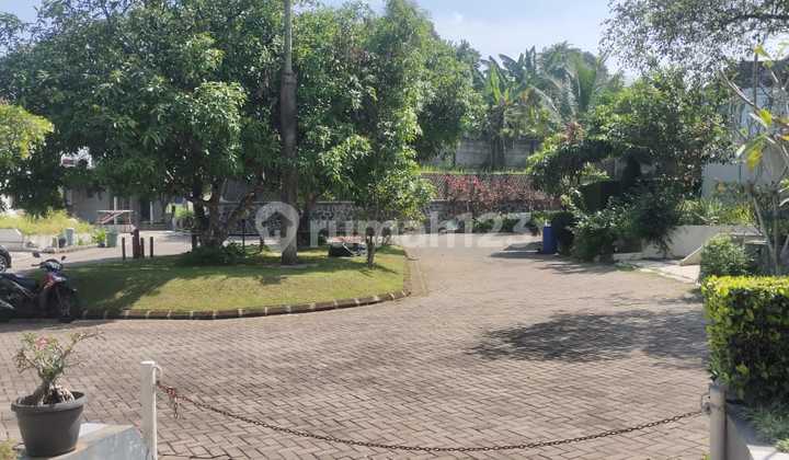 Rumah di Rancamaya Golf Estate Bogor, Hook Dan Hadap Taman 6