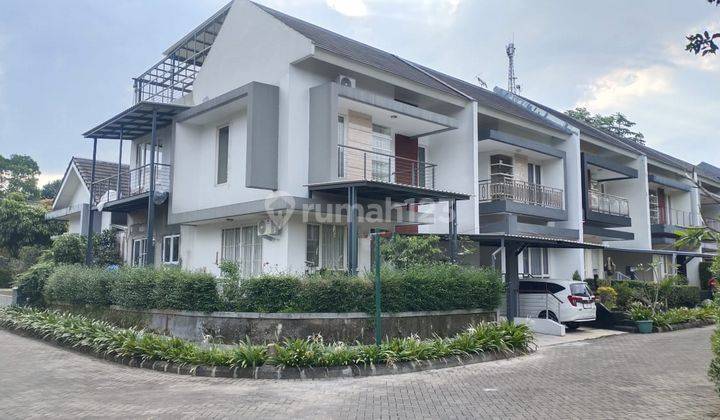 Rumah View Gunung Tanah Hook di Rancamaya Golf Estate Kota Bogor 1