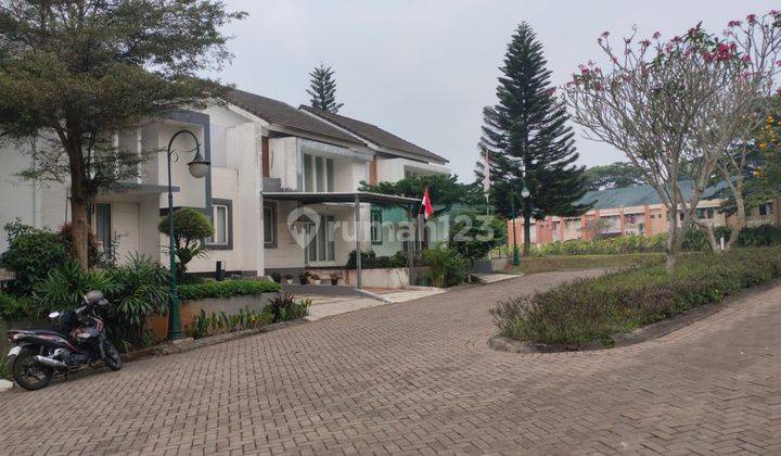 Rumah di Rancamaya Golf Estate di Jalan Boulevard 2