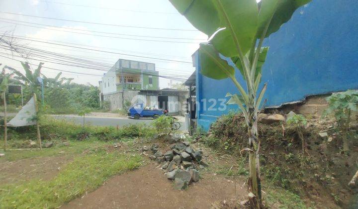 garasi/carport tanah komersial di jalan raya