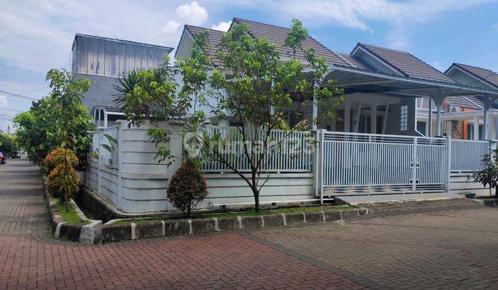 Rumah Tanah Hook di Bukit Cimanggu City Kota Bogor 1