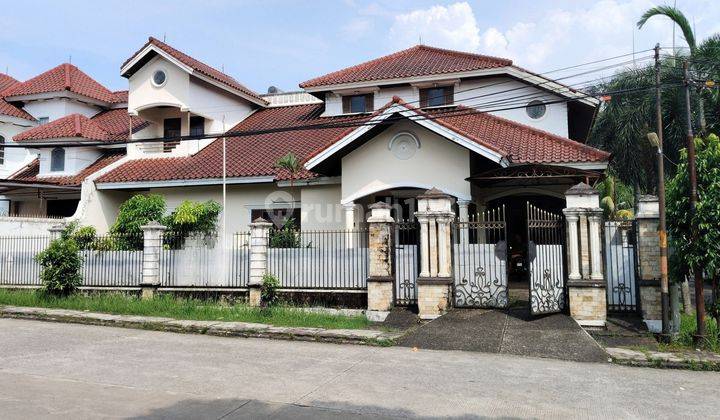 Rumah Strategis Tanah Hook di Nirwana Estate Cibinong Bogor 1