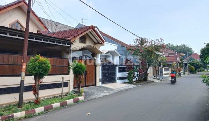 House on Commercial Route, Vila Bogor Indah, Ciparigi, North Bogor 2