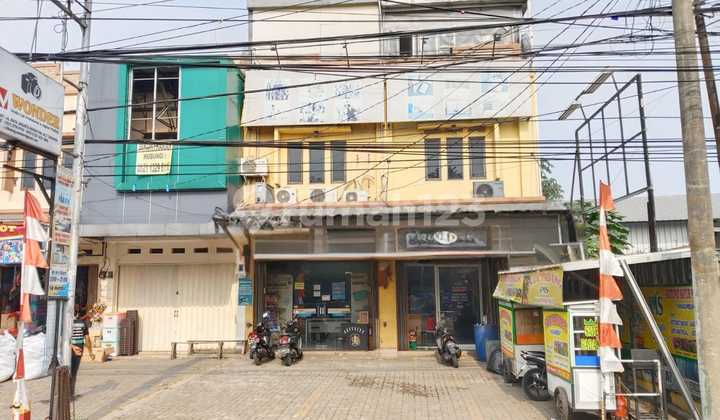 Ruko Gandeng Strategis di Jalan Raya Bogor Cibinong Bogor