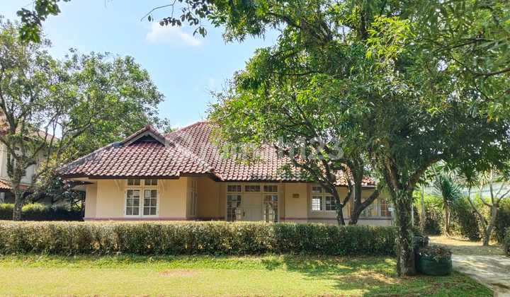 Rumah di Rancamaya Golf Estate Kota Bogor 2