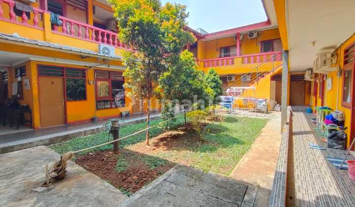 Strategic Boarding House in Pondok Cina Depok 2
