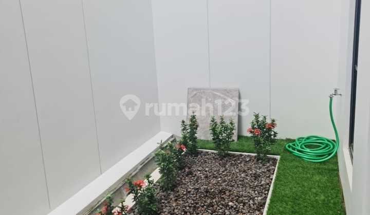 Semi Furnished House for Rent in Summarecon Bogor Semi Furnished House for Rent in Summarecon Bogor