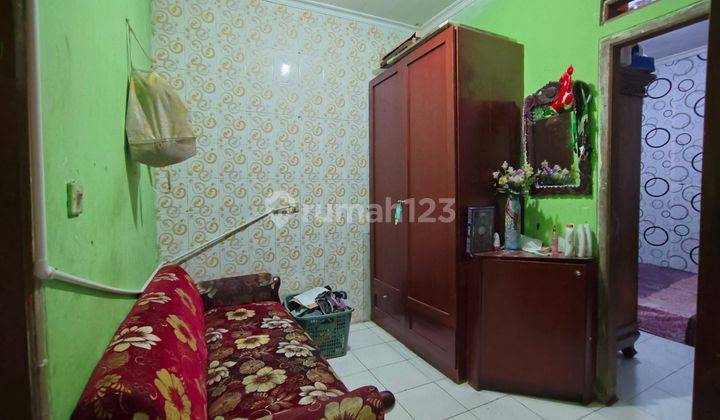 ruang keluarga rumah murah di taman griya