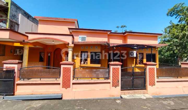 Rumah Tanah Hook Bangunan 1.5 Lantai Di Taman Pagelaran Bogor 1