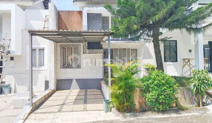 Rumah Furnished di Jalan Boulevard Rancamaya Golf Bogor