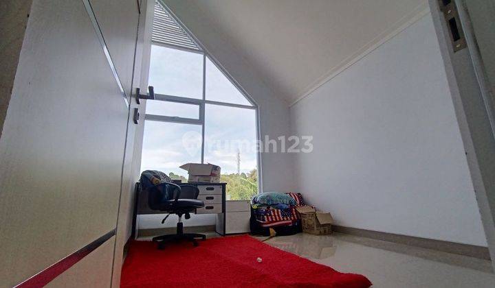 Rumah Cantik 2 Lantai di Cigugur Girang Dkt Eco Pesantren 600 Jt 15