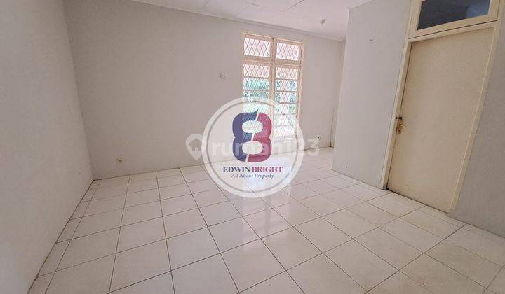 Dijual Rumah Rapih di River Park Bintaro Jaya  1