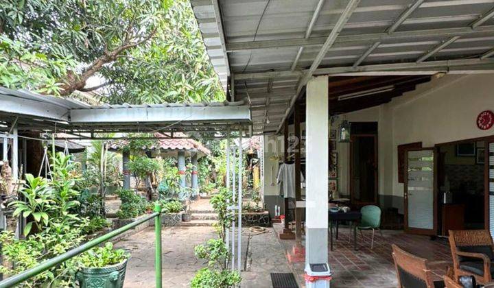 Rumah Hitung Tanah di Bintaro Sektor 2 Jakarta Selatan  1