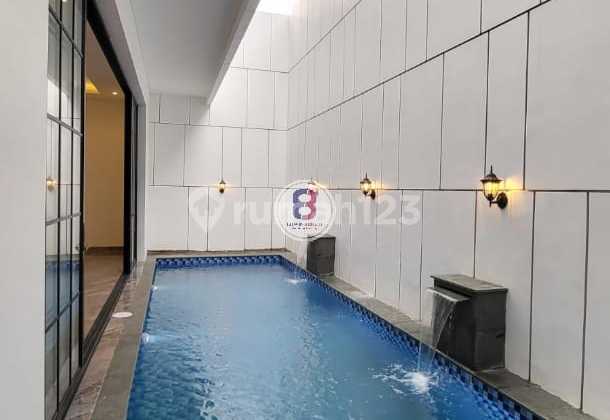 Rumah American Classic di Puri Bintaro Jaya Sektor 9 Siap Huni