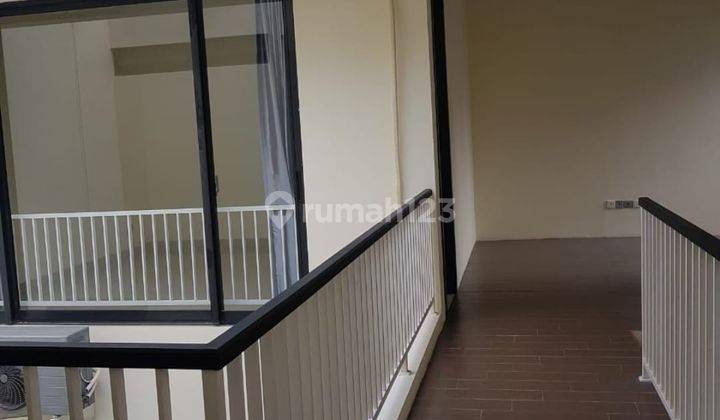 Rumah Dkt Pusat Perbelanjaan di Kebayoran Residences Bintaro 1