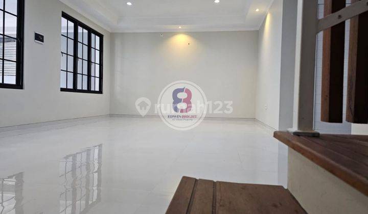 Rumah Brand New Cantik Siap Huni di Bintaro Jaya Sektor 6 1