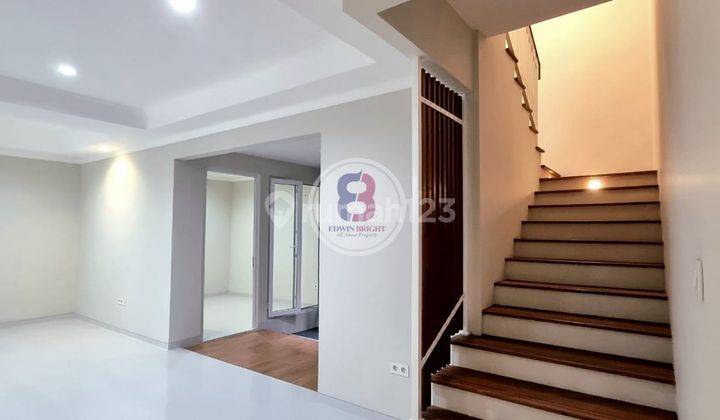 Rumah Dijual di Cimandiri Bintaro Jaya Sektor 6 American Style 2