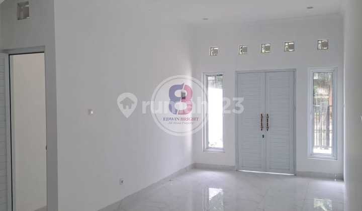 For Rent: House in a Strategic Location by the Road, Suitable for an Office 2