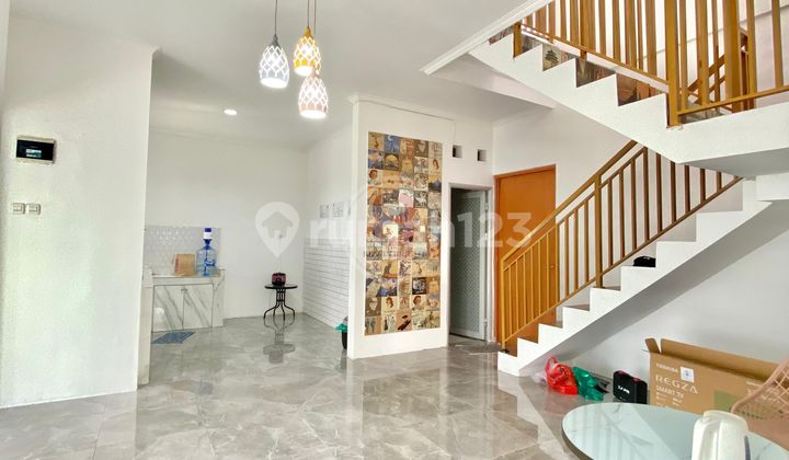 House for Rent in Bintaro Jaya Sector 9 Corner Position Ready to Occupy 2