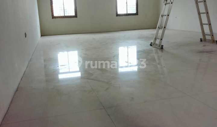 Ruko strategis 3 lantai mainroad leuwi panjang bandung 6