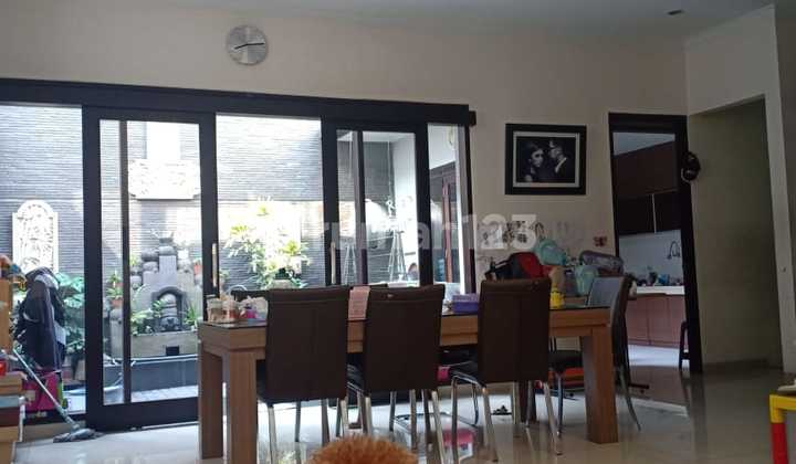 Rumah Dijual 2 Lantai Minimalis Komplek Singgasana Pradana Bandung Rumah Dijual 2 Lantai Minimalis Komplek Singgasana Pradana Bandung