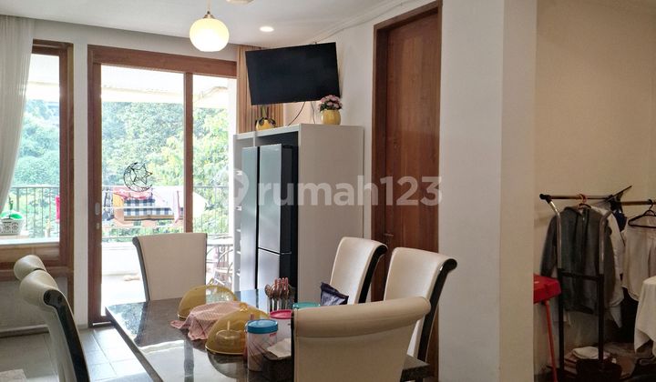 Rumah Dijual Mewah 3 Lantai Patio Verde 2 Cibeunying Kaler Bandung 2