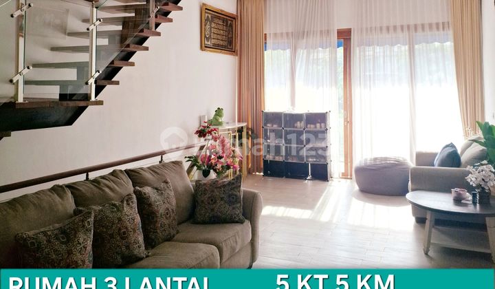 Rumah Dijual Mewah 3 Lantai Patio Verde 2 Cibeunying Kaler Bandung