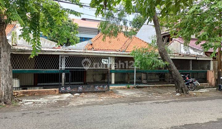 TURUN HARGA!!!! Disewakan rumah di Brumbungan, Semarang Kota, cocok untuk rumah makan, cafe, kantor 1