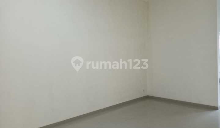 For Rent New Fresh House in Puri Anjasmoro 2