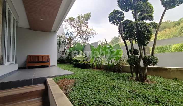 Dijual Rumah di Palm Hill, Semi Furnished 2