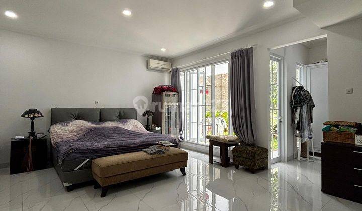 Rumah Modern Classic Siap Huni Di Pondok Indah 2