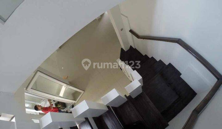 Rumah siap huni dekat ke pondok indah  9