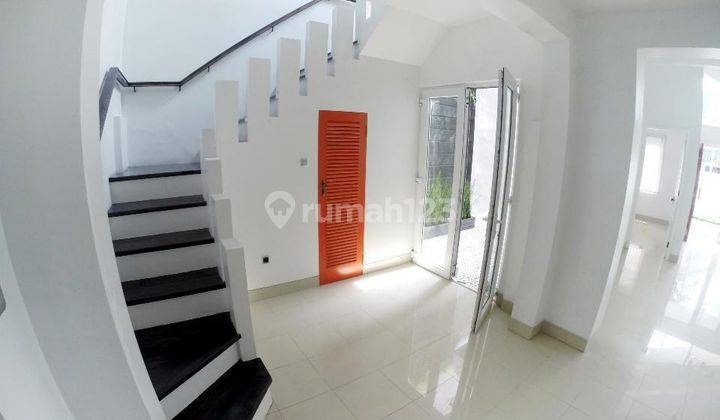 Rumah siap huni dekat ke pondok indah  10