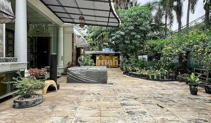 Rumah di menteng siap huni lokasi strategis 2