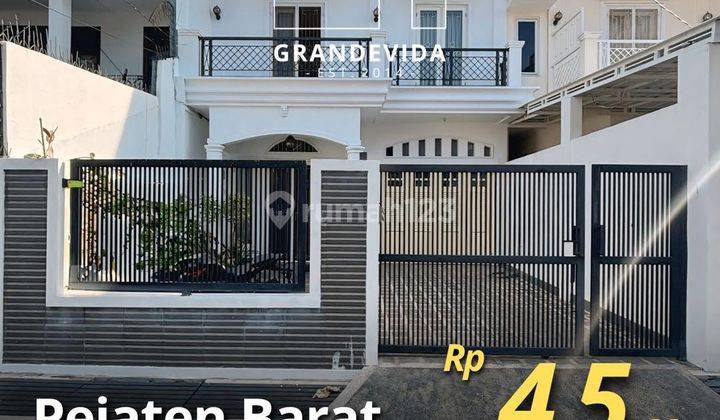 Rumah Terawat Di Pejaten Strategis Jual Cepat