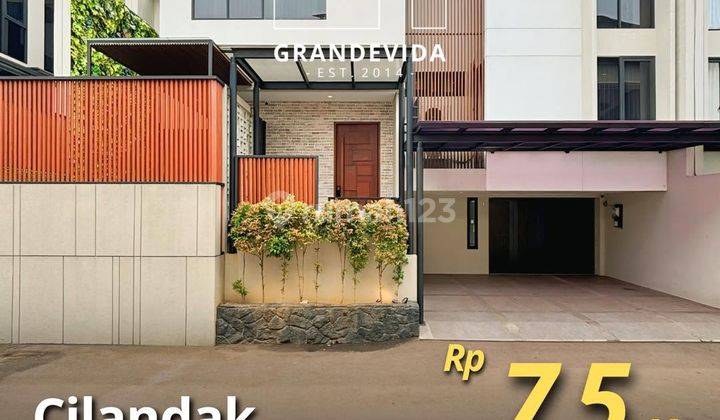 Rumah Dalam Townhouse Di Cilandak Strategis 1