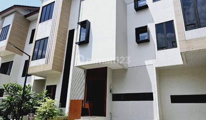 Rumah Bagus Dalam Cluster Di Cipayung Jakarta Timur 1