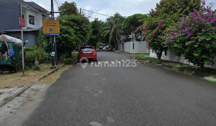 Tiga Kavling Tanah Pondok Indah Dekat Pertok 